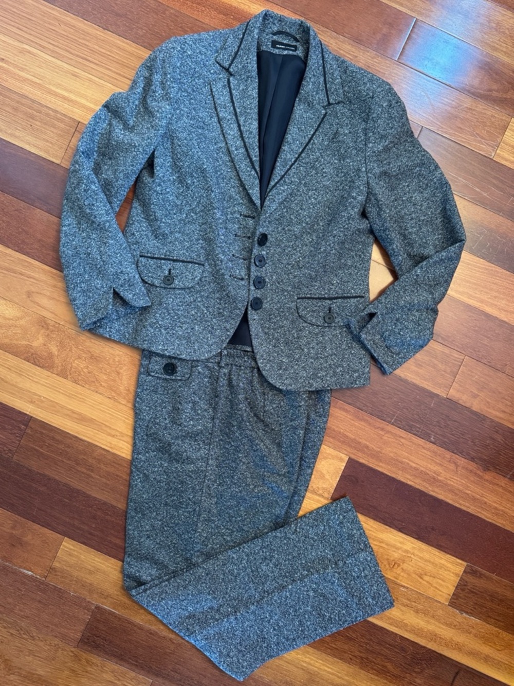 Frank Walder German Designed Women’s 2 Piece Tweed Suit Wool Silk blend